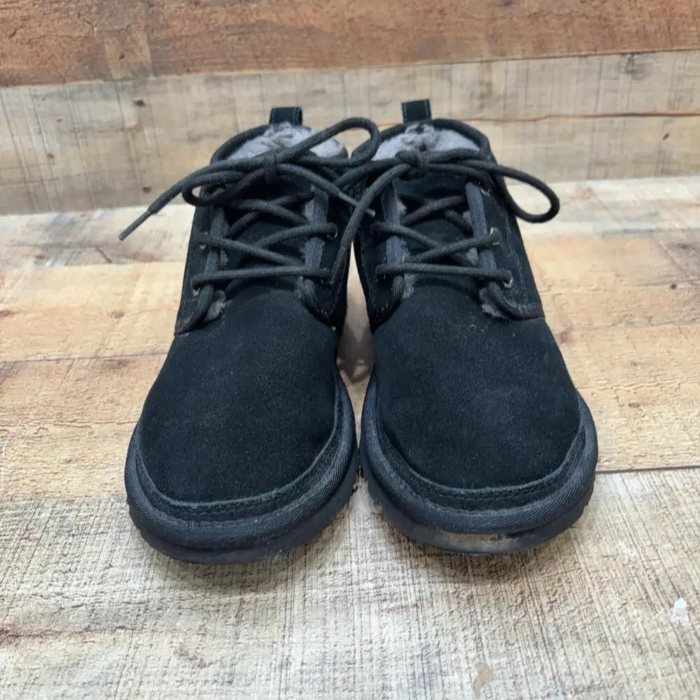 UGG Neumel Boots Mens Size 8 41 Black Suede Shearling Lined Chukka Ankle Winter